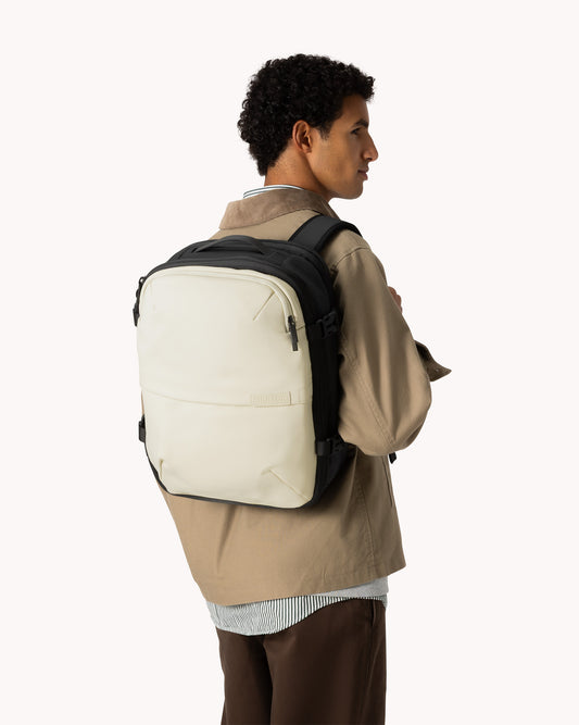 GO (Under Seat) - Light Sand