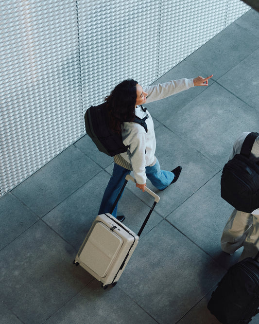 NEXT (Carry-On)