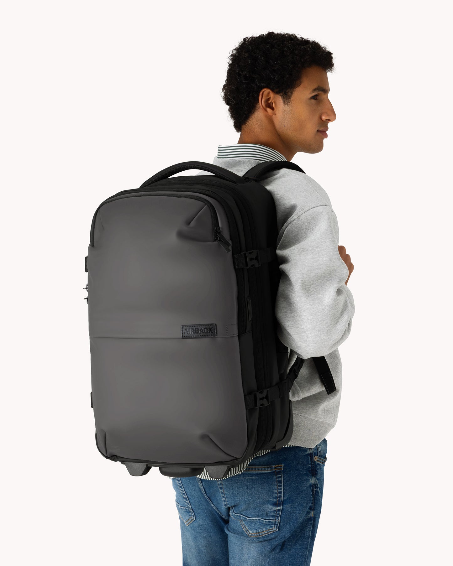 MAX (Carry-On)