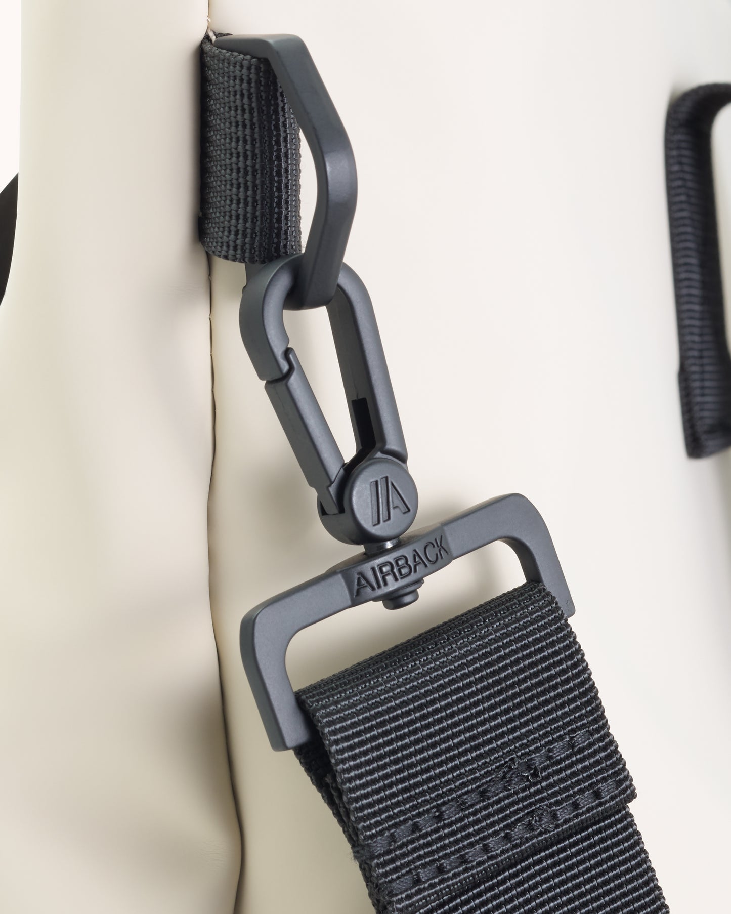 Airback GO (debajo del asiento) - Negro mate